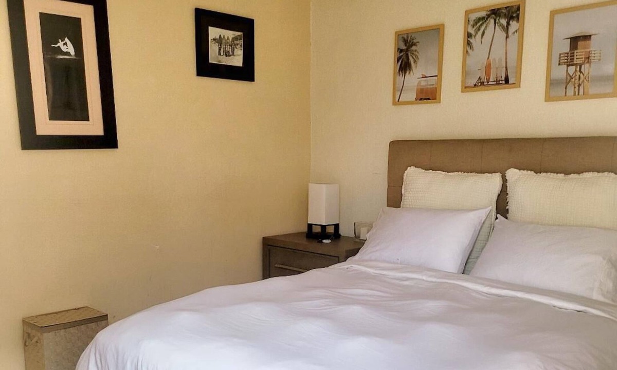 Sunset Beach Apartment | Kayak and paddleboard paradise on an Island 100 yards to Ocean 1st floor Condo