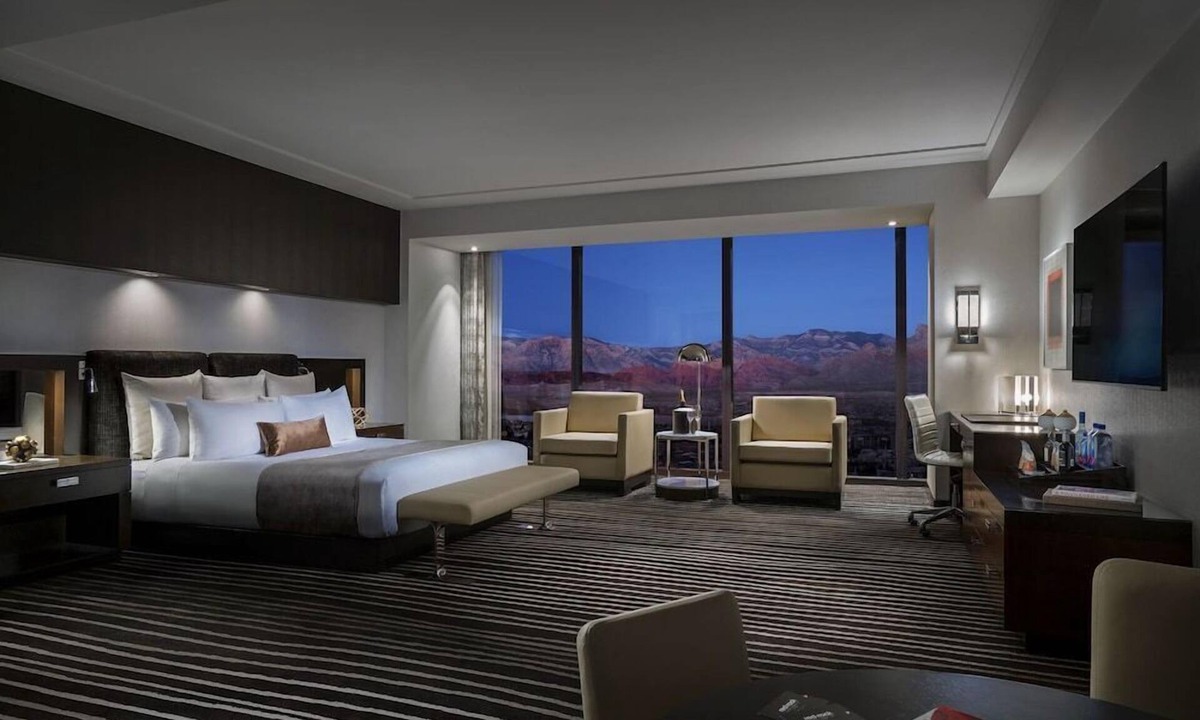 Summerlin South Hotel | King Room at a 5⭐️ Hotel