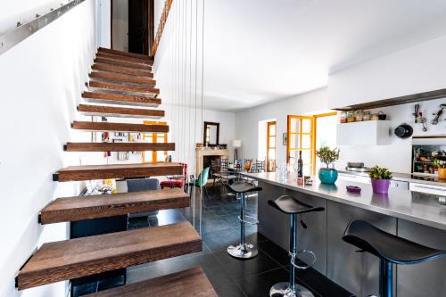 Saint-Restitut House | La Maison de Catherine