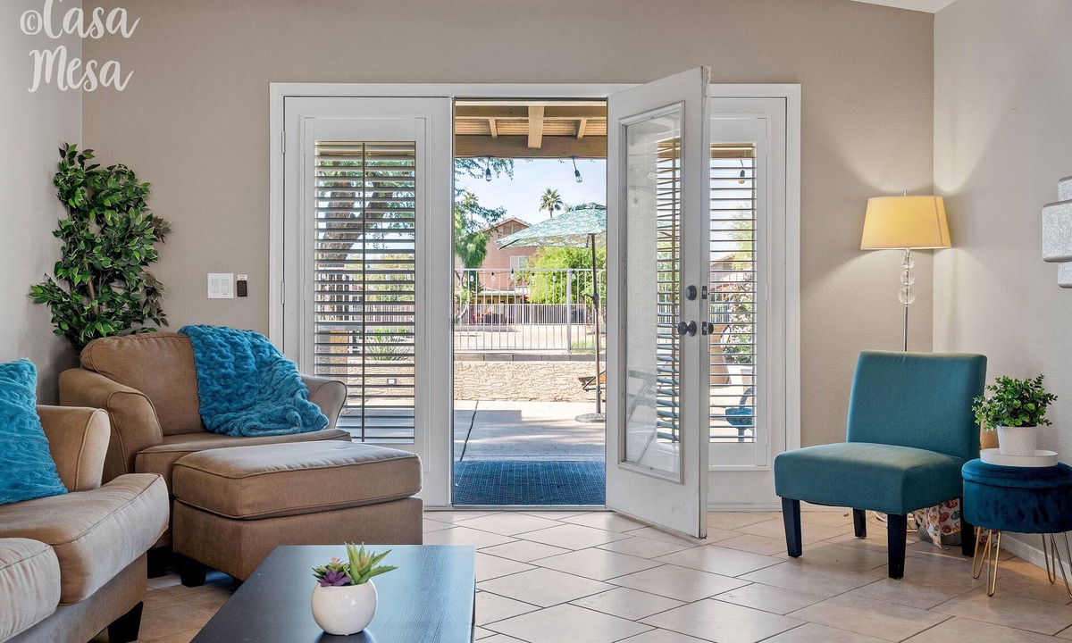 Desert Sands Golf Country House | Lake views + beautiful & serene East Valley home - Mesa Superstition Springs PHX