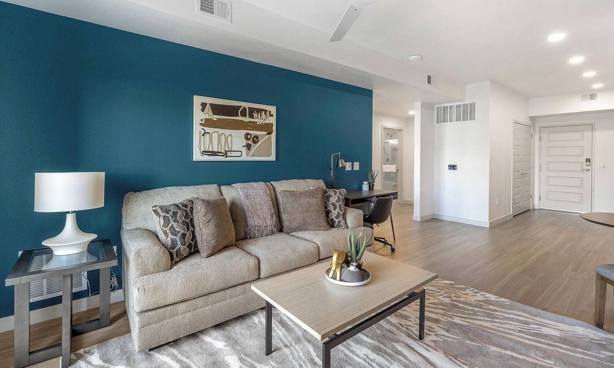 North Mountain Apartment | Landing | Chic 1BD, Pool, Gym