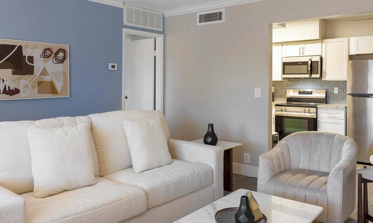 Rancho Oakey Apartment | Landing | Incredible 1BD, Gym
