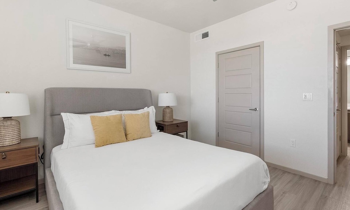 Arrowhead Ranch Apartment | Landing | Incredible 1BD, Gym