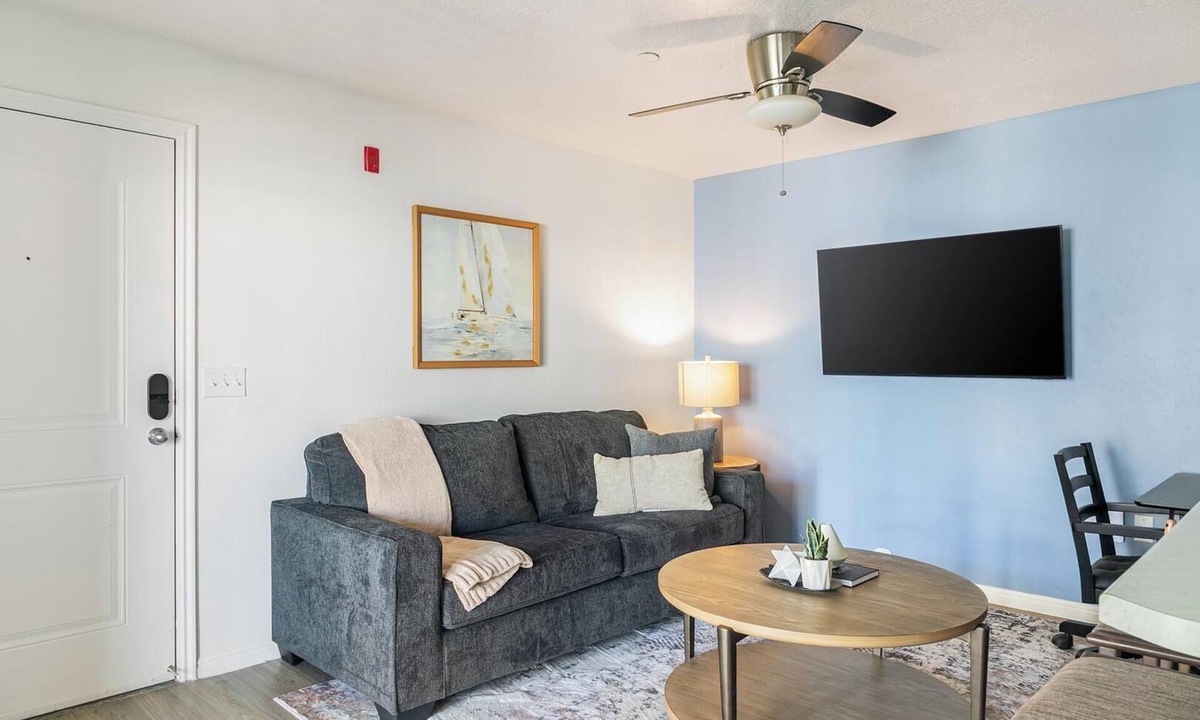 Herriman Apartment | Landing | Stunning 3BD, Pool, Game Room