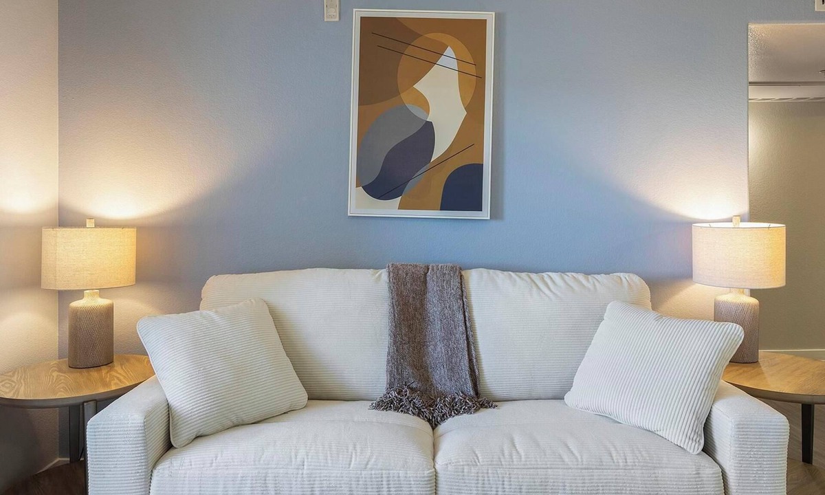 Whitney Apartment | Landing | Stunning 1BD, Clubhouse, Pool