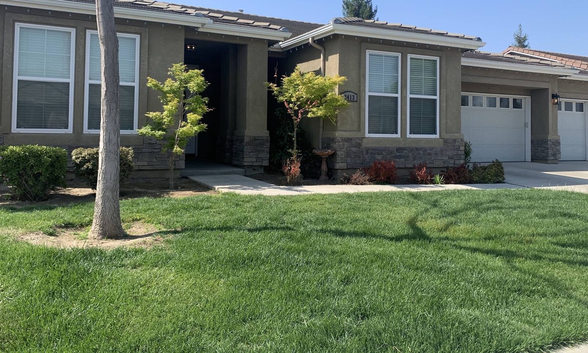 Visalia House | Large Beautiful Home Near Sequoia National Park