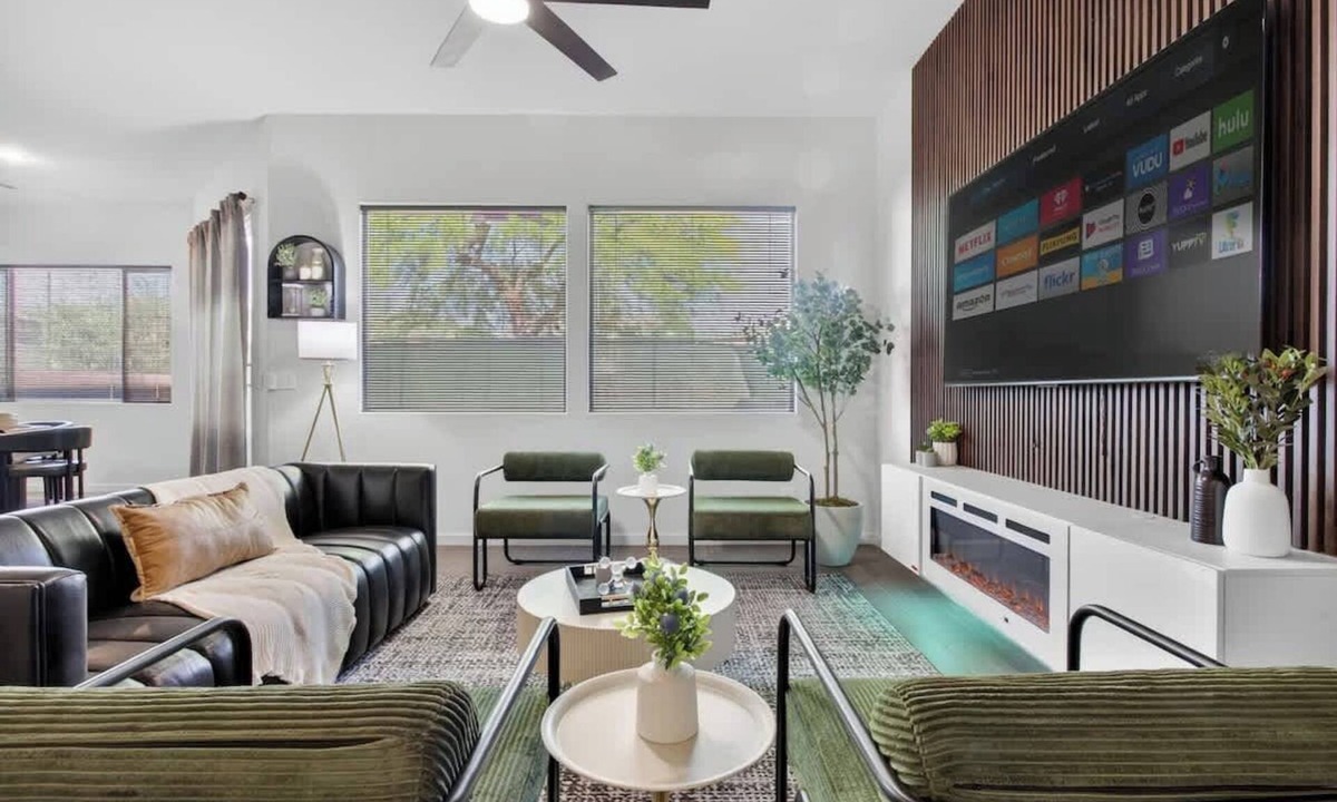 North Las Vegas House | Level Up Vegas Desert Game House Stay!