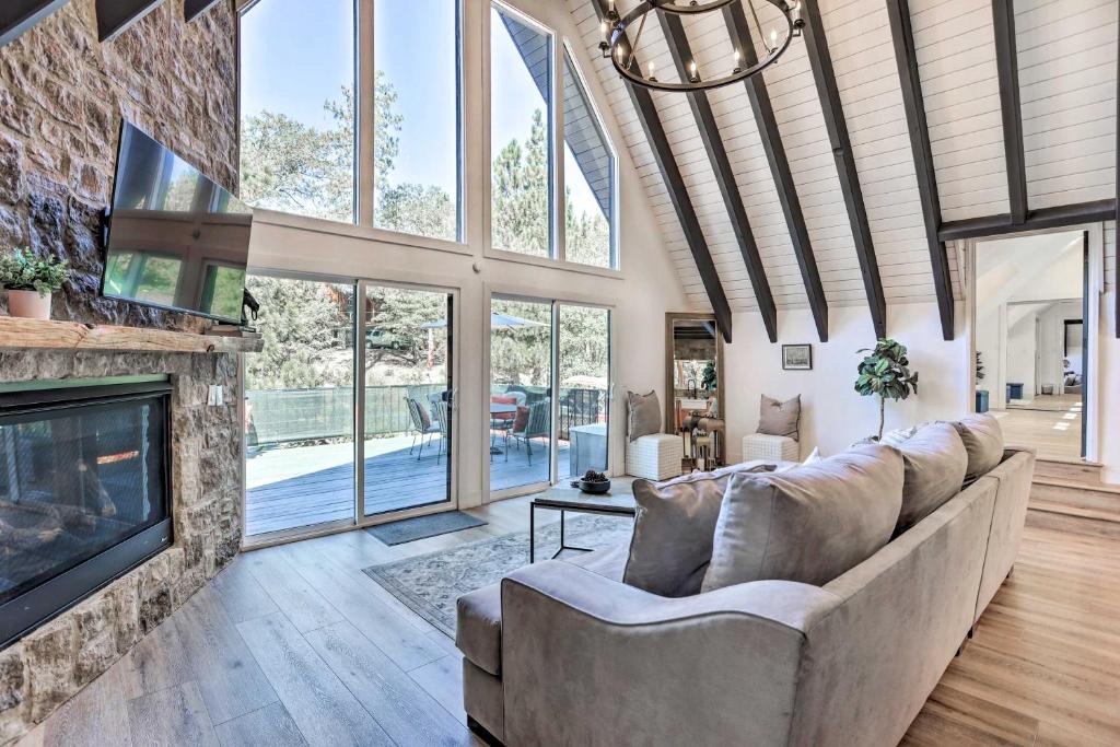 Lake Arrowhead House | Luxe Timberland Villa w/Lake Arrowhead Access!