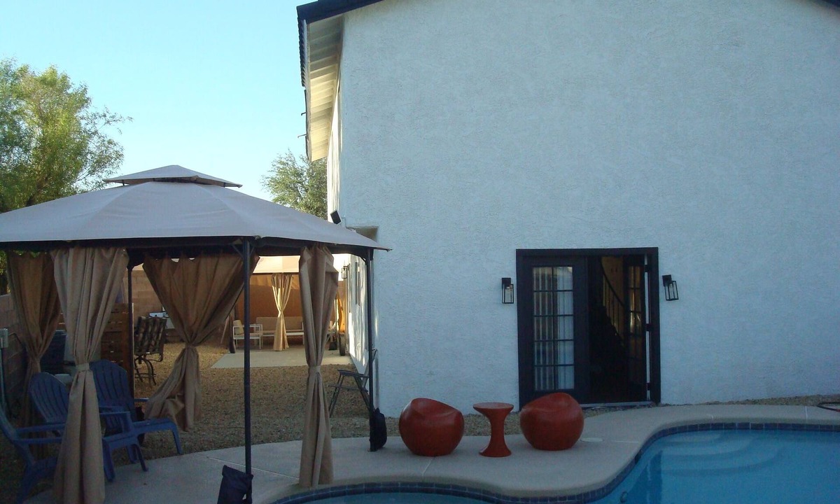 Green Valley North House | Luxuriously furnished modern 4 bdrm mansion in quiet Henderson