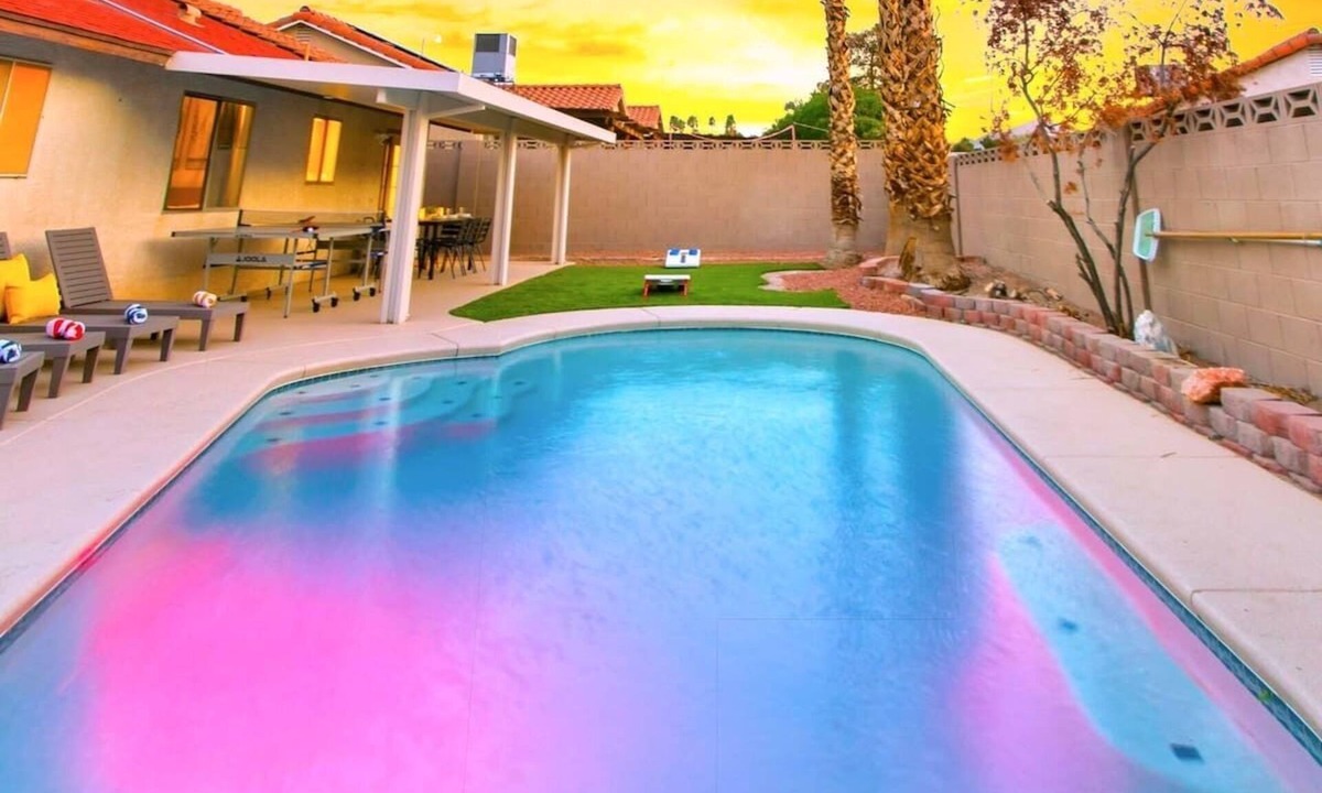 Henderson House | Luxury 4BR Retreat with Pool, Arcade, and Games