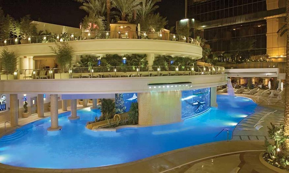 Downtown Las Vegas House | Making The Best Memories Along The Way! Onsite Gambling, Bar!