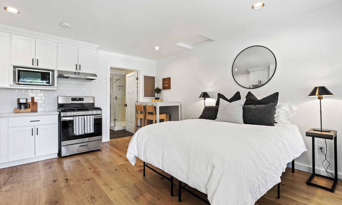 La Selva Beach Apartment | Manresa Surf House studio upstairs unit#5