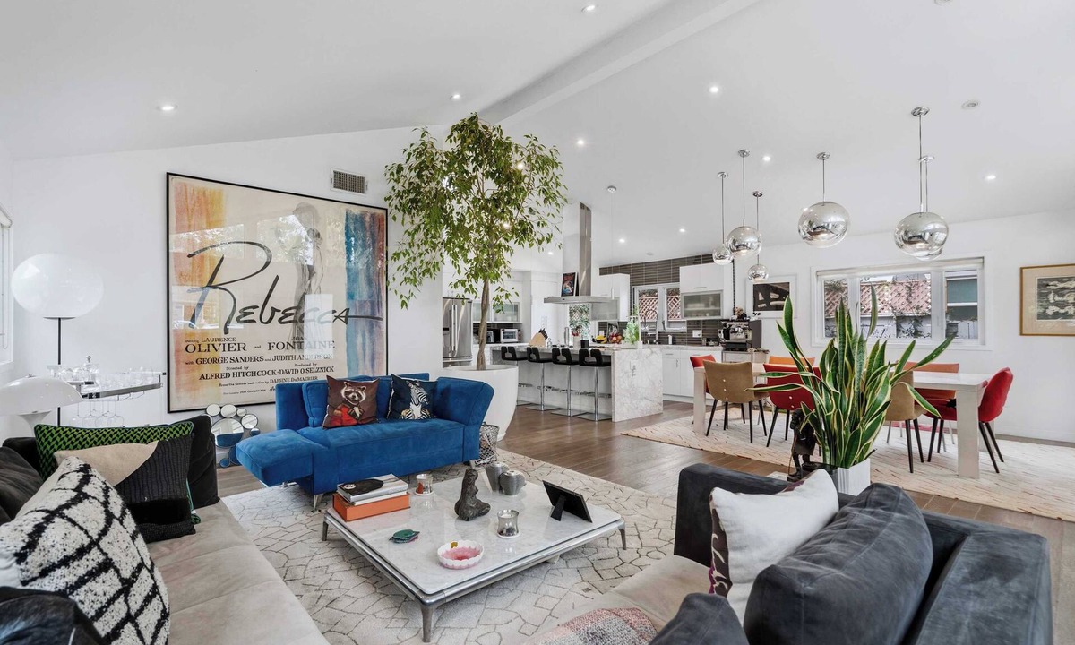 Mar Vista House | Mar Vista 3BR | Movie Theater + Private Yard | C&C