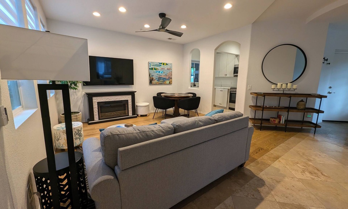 Encinitas Apartment | Modern 1-bedroom apartment in quiet neighborhood in charming Encinitas