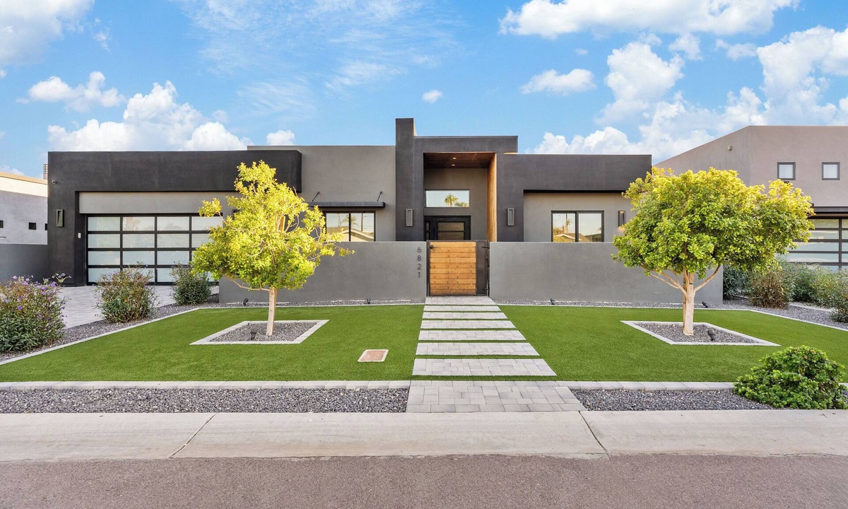 South Scottsdale House | Modern 5-bedroom house perfectly situated near old town Scottsdale