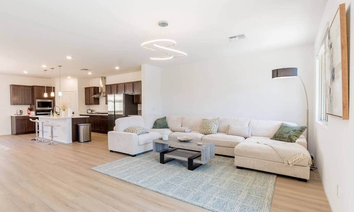 Sovana House | New Stylish Bliss Stay 5 Bedroom