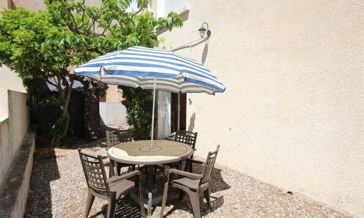 Portiragnes-Plage Apartment | Nice flat for 2- 4 people, only at 80m from the sea of Portiragnes plage