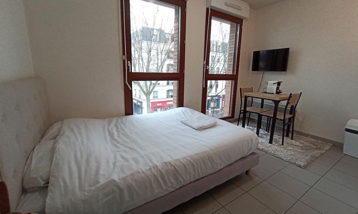 Chaville Apartment | Nice studio, 5 min from Versailles, 20 from Paris