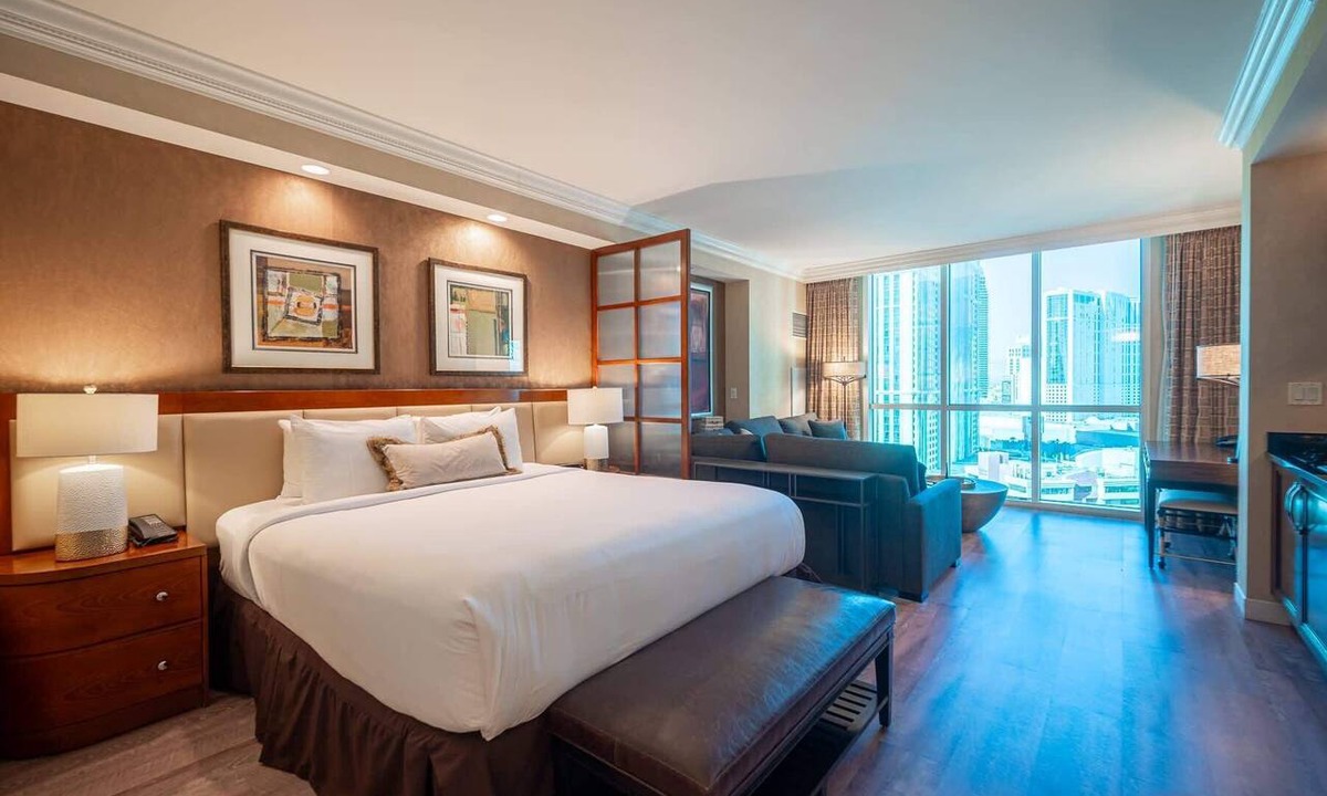 Las Vegas Condo | No Resort Fee Strip View Suite + Free Valet+ Pool