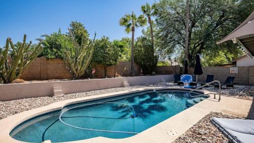 Park Hill House | North Phoenix 4 Bdrm Vacation Home wPool Games