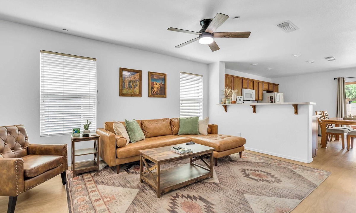 Casas Adobes House | Northwest Tucson Retreat | BBQ & Family-Friendly