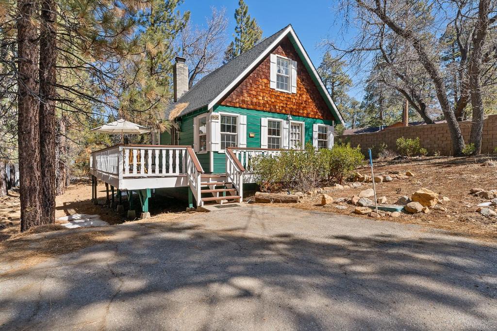 Big Bear Lake Ski Chalet | Oak Nesting