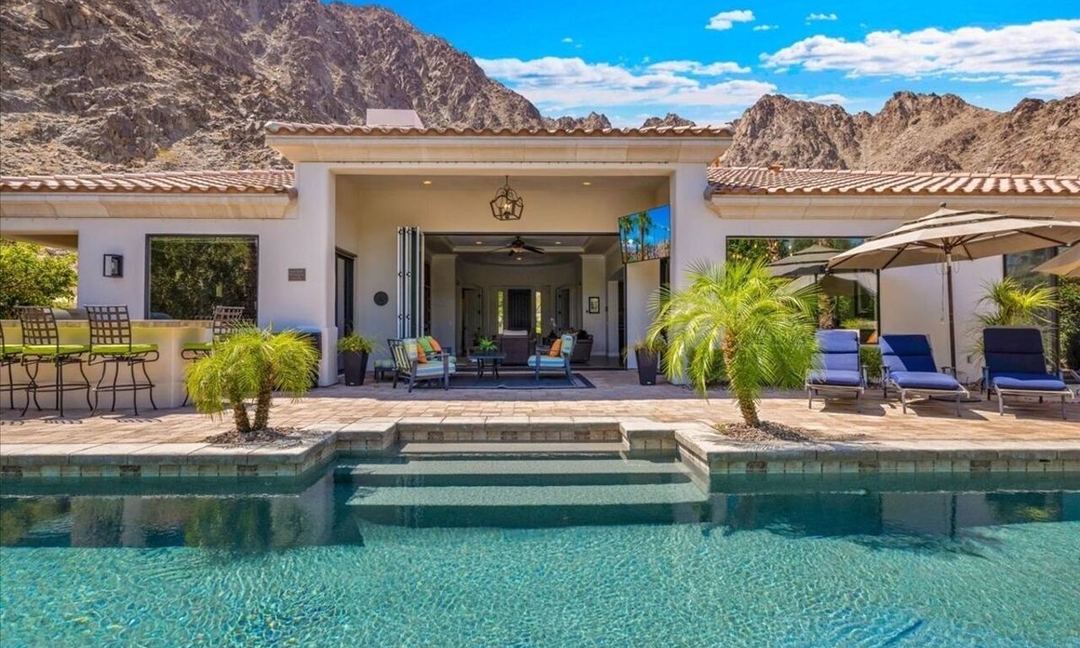 La Quinta House | One of kind Entertainers Delight Home surrounded by Mountains