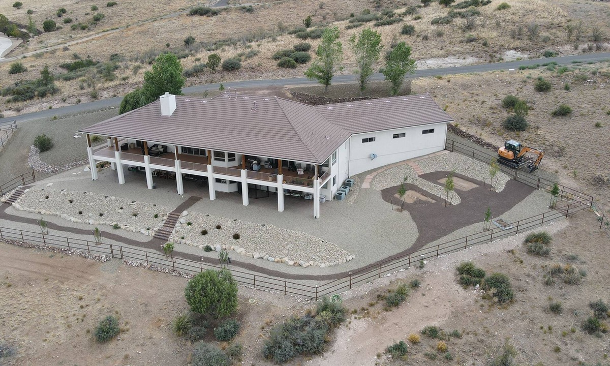 Williamson Other | Peace and Quiet in the heart of Williamson Valley Ranch