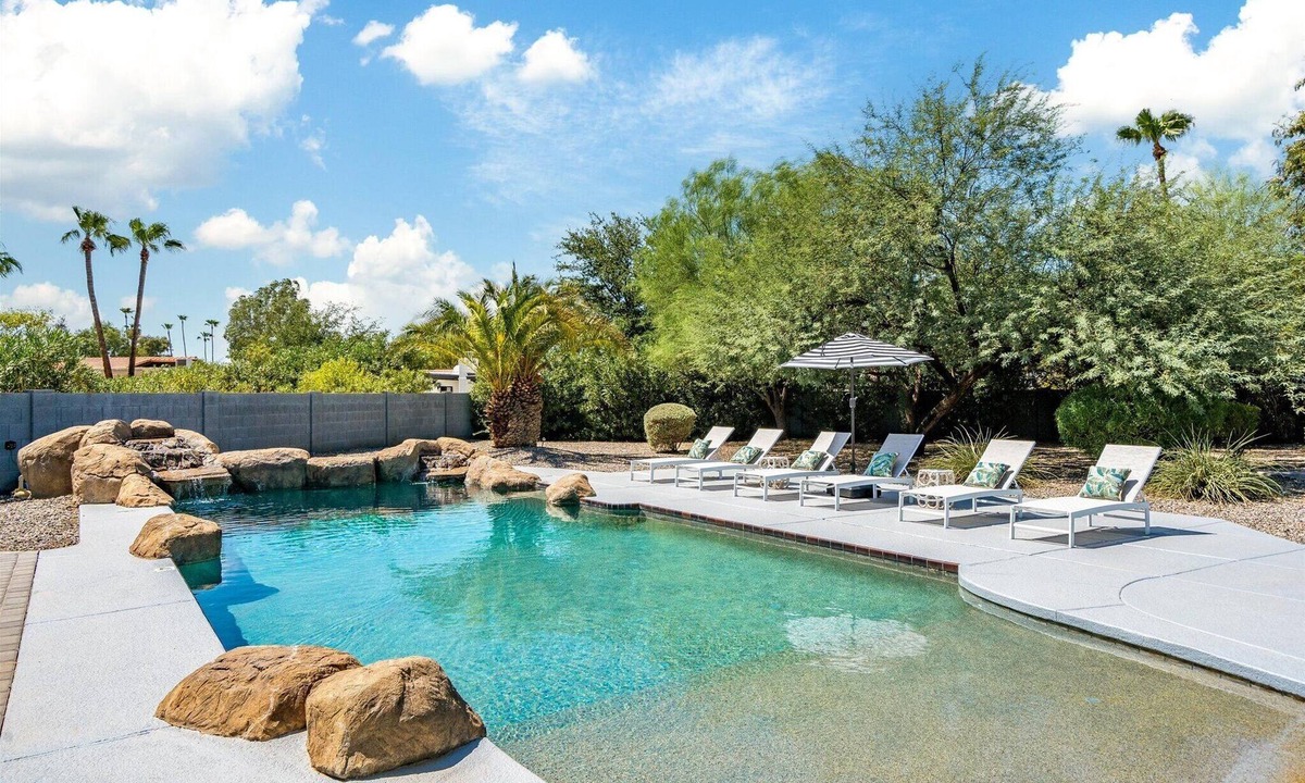 Shea North Estates House | Pet Friendly with Private Heated Pool, Fire Pit, Basketball and Volleyball Court
