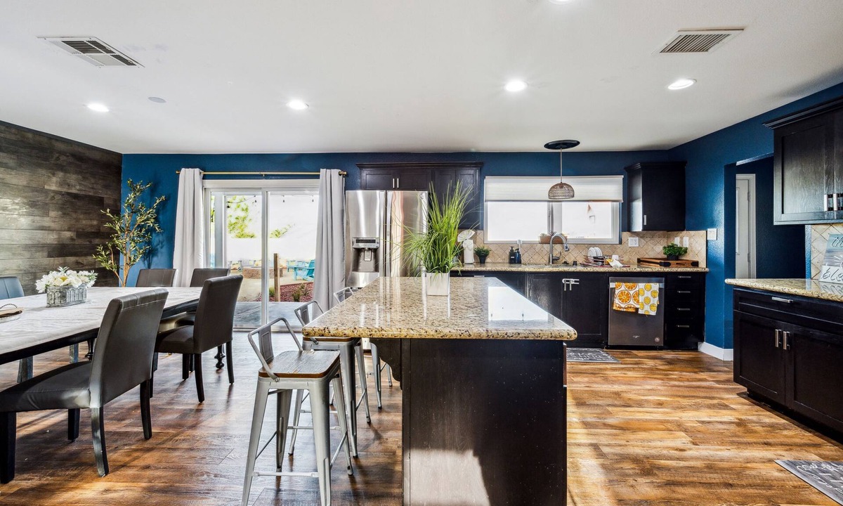 Foothills House | Pickleball Family Retreat