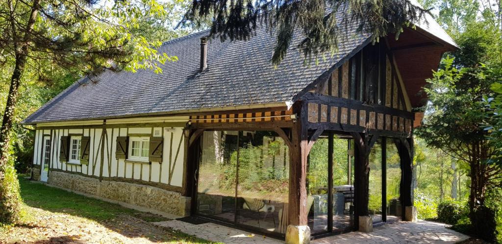 Broglie House | Pré Le Duc