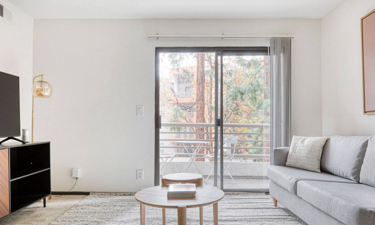 Studio City Apartment | Premium Studio City 2BR w/ Gym, Pool & W/D, near TJ & WF, by Blueground