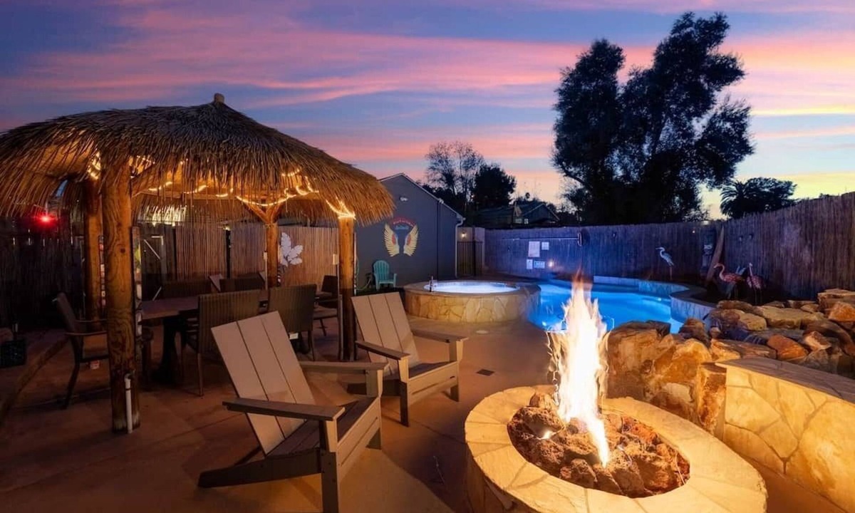 Lakeside House | Private Pool & Spa 3BR Sleeps 8 Resort-style Retreat Near San Diego