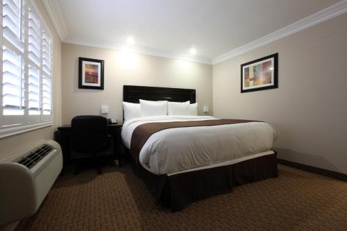 Downtown Riverside Hotel | Raincross Hotel Riverside
