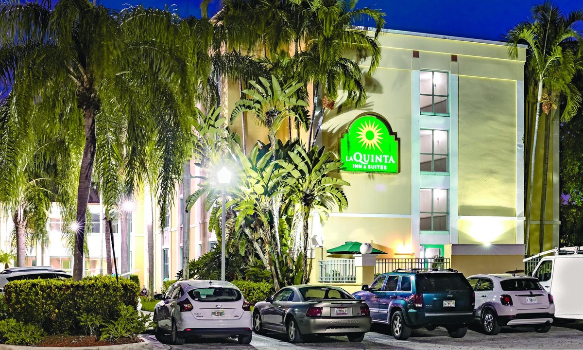 Cornwall Hotel | Ramada by Wyndham Cornwall