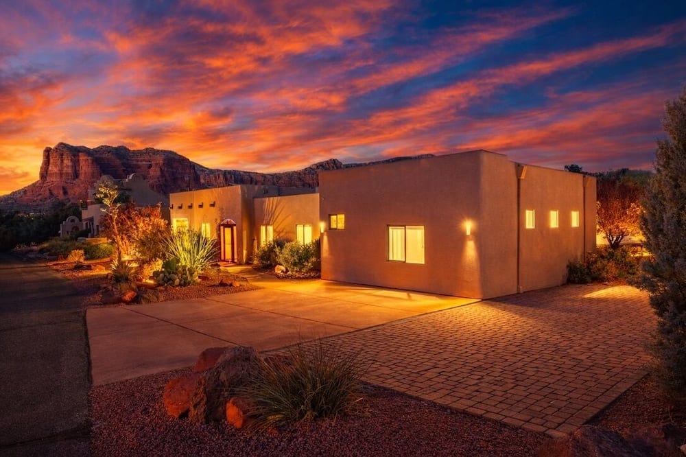 Oak Creek House | Red Rock Views Pool, Spa, Firepit, & Billiards Luxe 6BR Sedona Retreat
