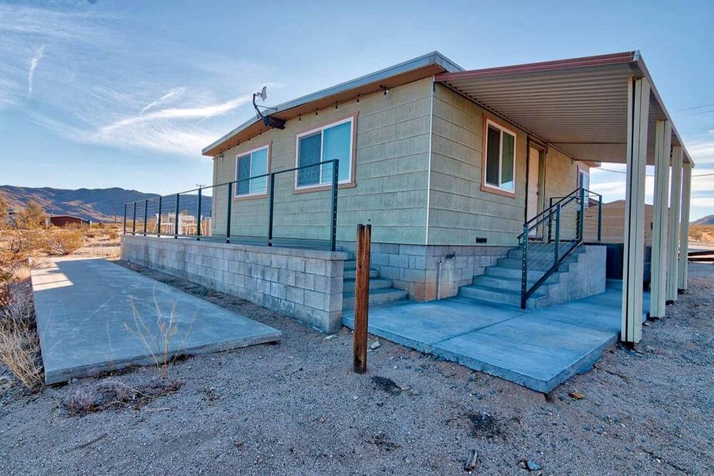 Twentynine Palms House | Roadrunner's Roost near Joshua Tree, CA