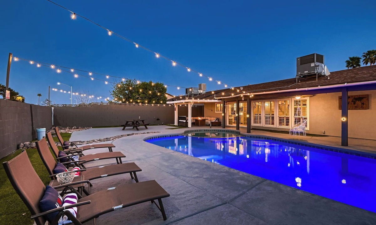 Paradise House | Rustic Vegas home with beautiful Salt water Pool,Billiard,& Hot tub