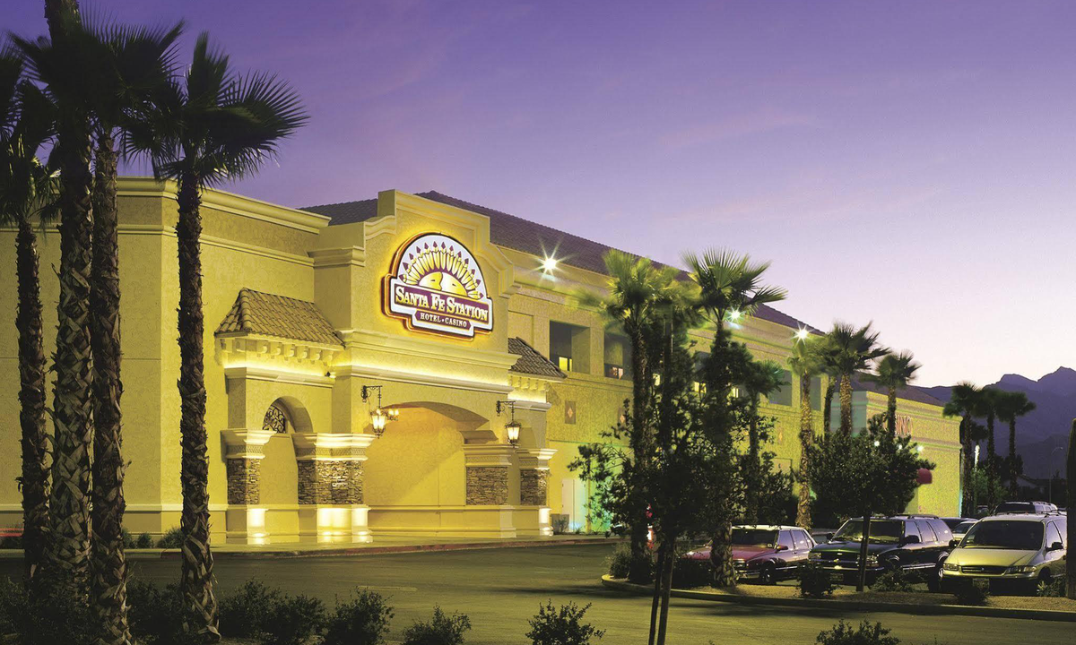 Centennial Hills Hotel | Santa Fe Station Hotel & Casino