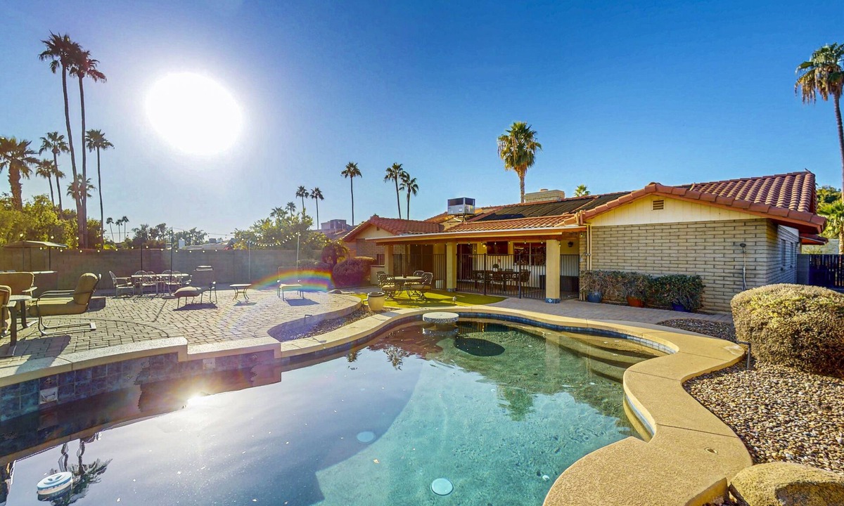 Buenavante House | Scottsdale Escape – Poolside Fun & Family-Friendly Comfort!