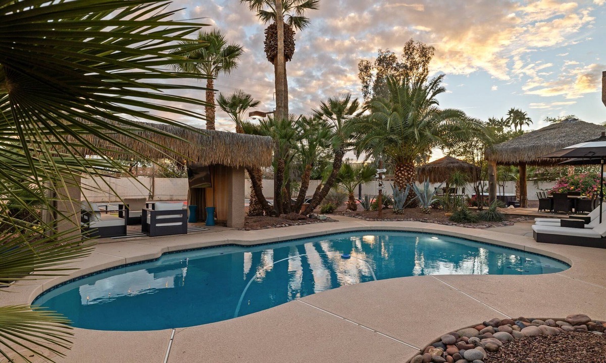 La Tierra Estates House | Scottsdale Luxury Villa w/Pool, Hot Tub, Pickleball, Mini-Golf, Basketball