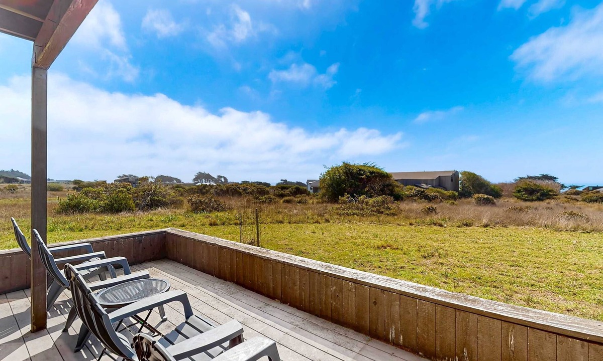 Sea Ranch House | Sea Ranch 3BR beach house with hot tub near Walk On Beach — dog OK