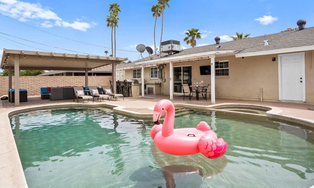 Scottsdale Country Acres House | Short Walk to Scottsdale by Rebl|Pool|Dog Friendly