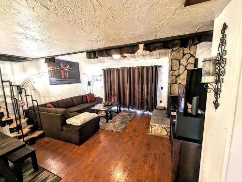 Big Bear Lake House | Snow Summit Townhouse with Spa Unit #62