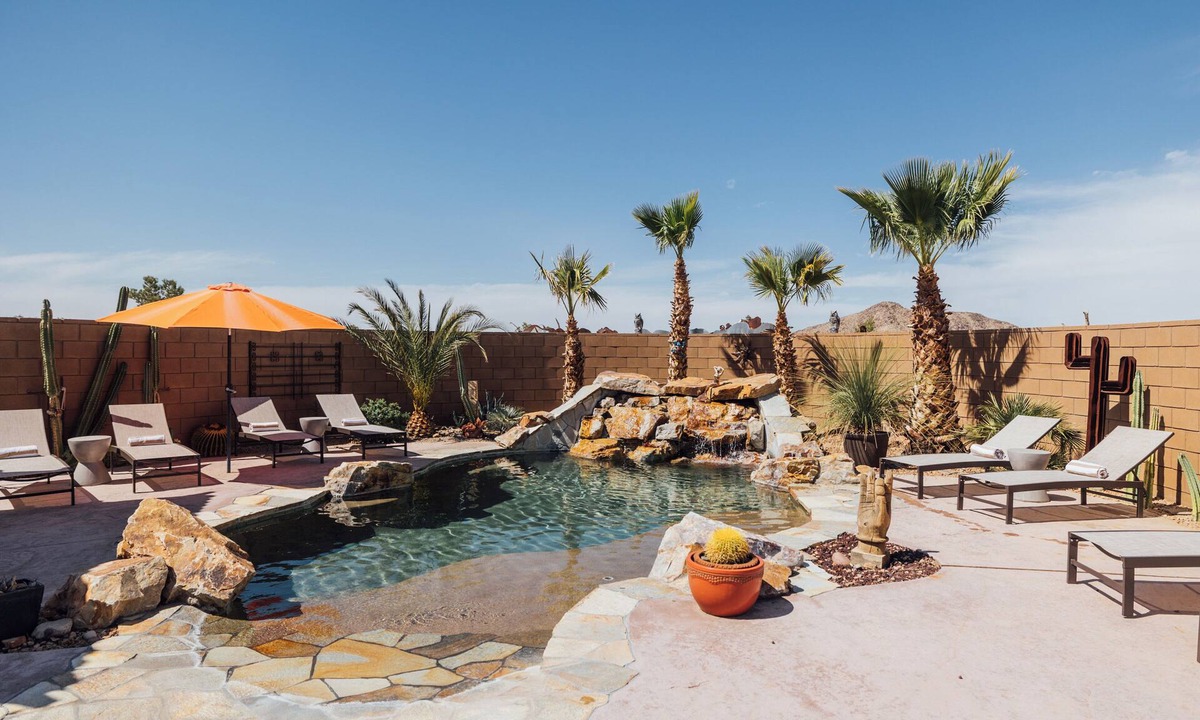 Joshua Tree House | Spacious Joshua Tree Retreat for Large Groups w/Heated Pool, Hot Tub & Views