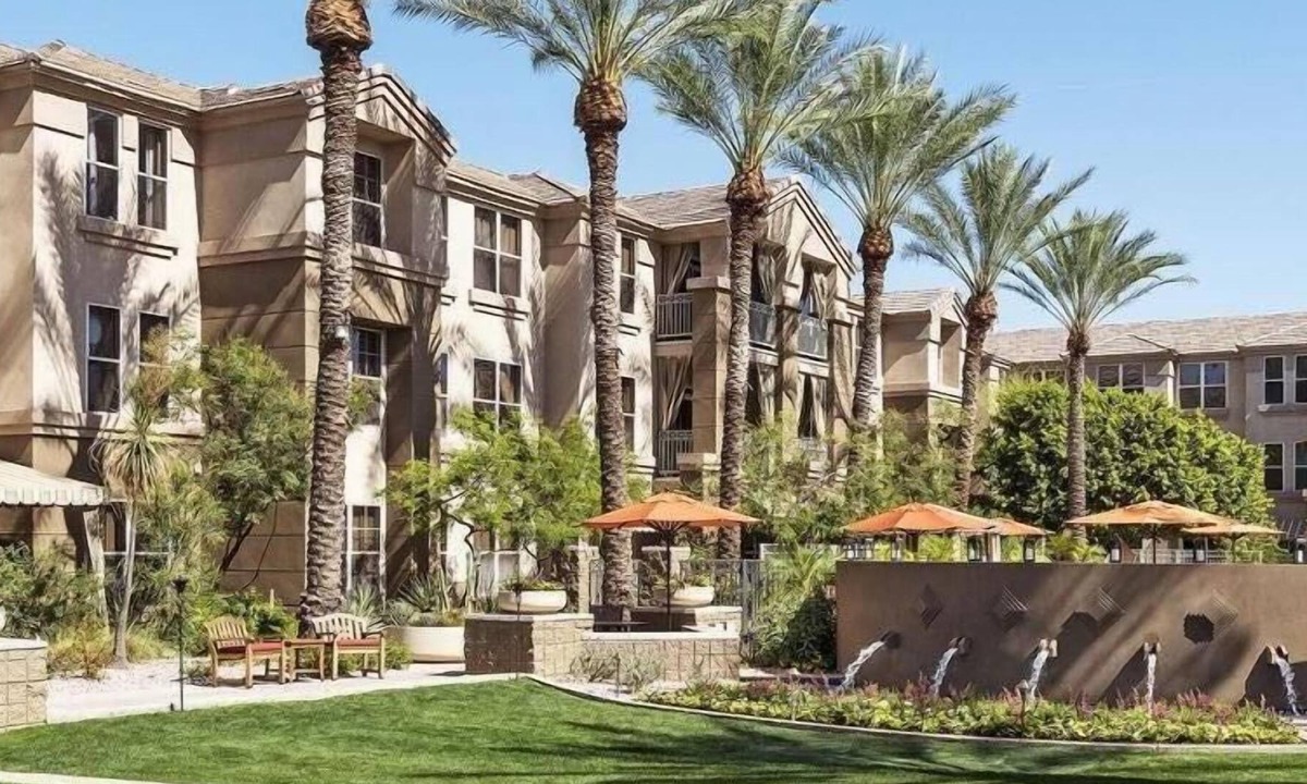 Gainey Village Villas House | Stay, Work, and Play in Style Near Scottsdale's Top Attractions! Pets Welcome!