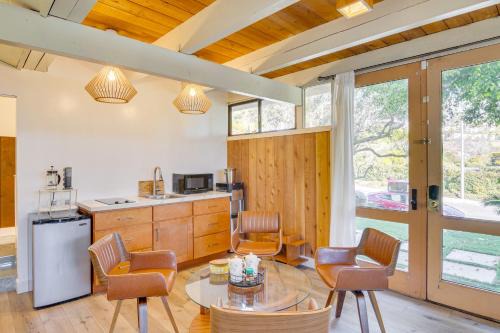 Central Malibu Apartment | Stroll to Beach & Pepperdine: Airy Malibu Studio