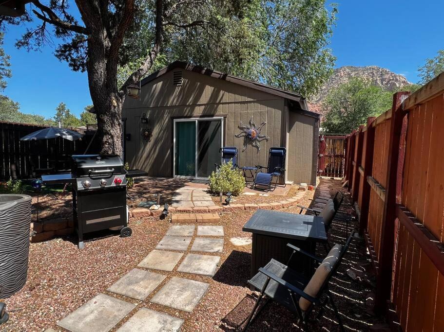 West Sedona Villa | Stunning Red Rocks; W. Sedona, Walk to trls! 1 bd!