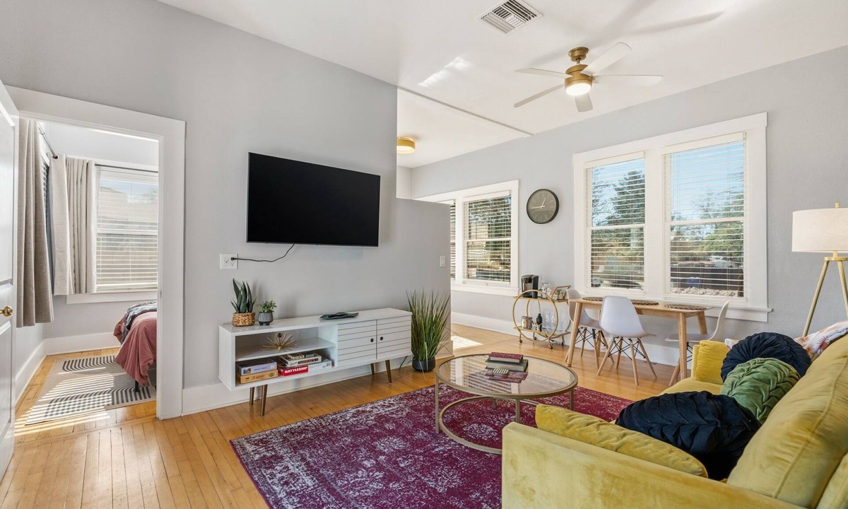West University House | Stylish, Bright 1BR Retreat w/Patio – Easy Trolley to UA/Downtown