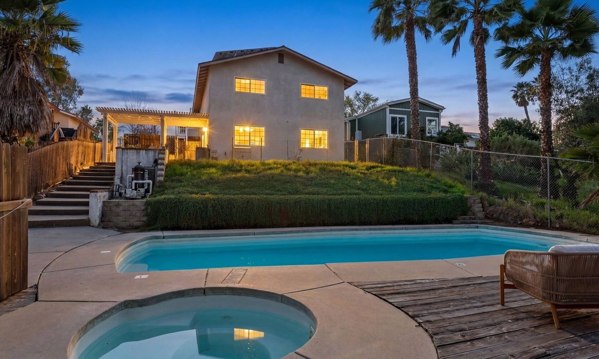 La Mesa House | Sunny La Mesa Family Friendly Home w/Pool & Spa